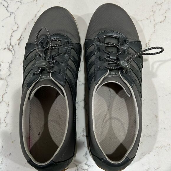 Dansko Shoes - DANSKO Harlie women’s comfort sneakers. Size 9.5 ( 40 EU).